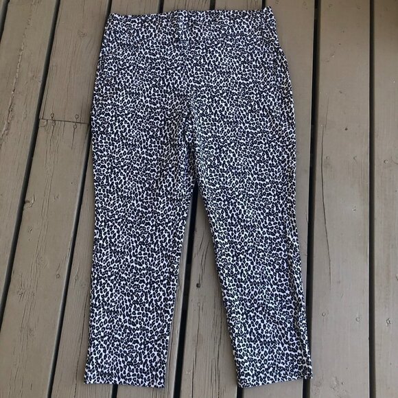 New with Tags! Chico's Travelers Collection Cheetah Charm Crepe Stretch Pant - Picture 14 of 15